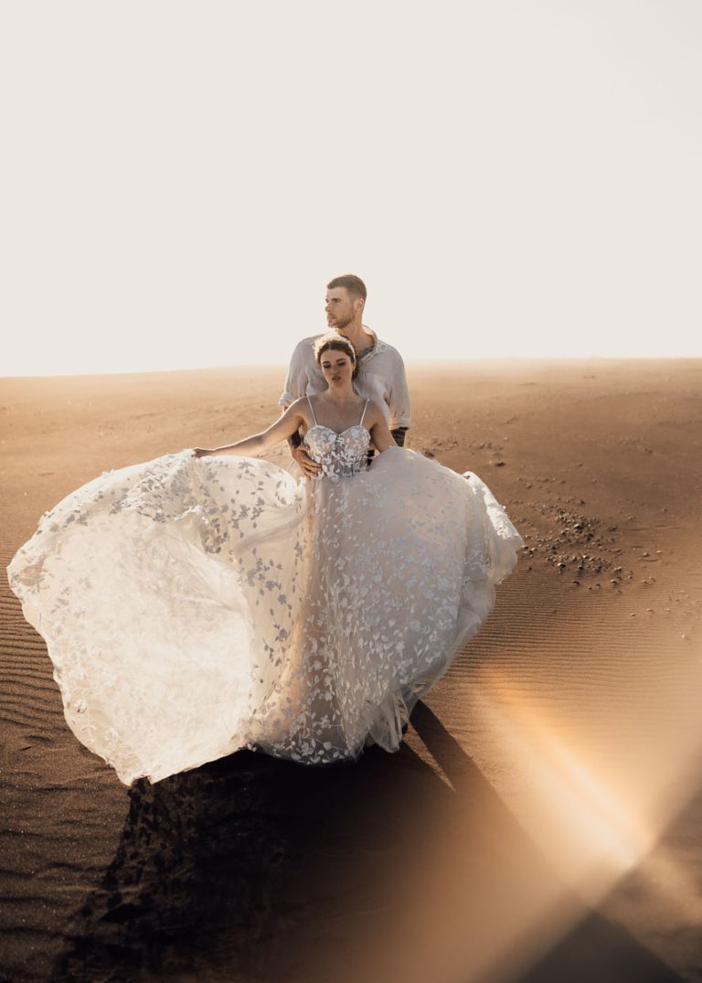 Hochzeitsshooting endloser Sandstrand im Hochzeitsfotografie Bootcamp Island