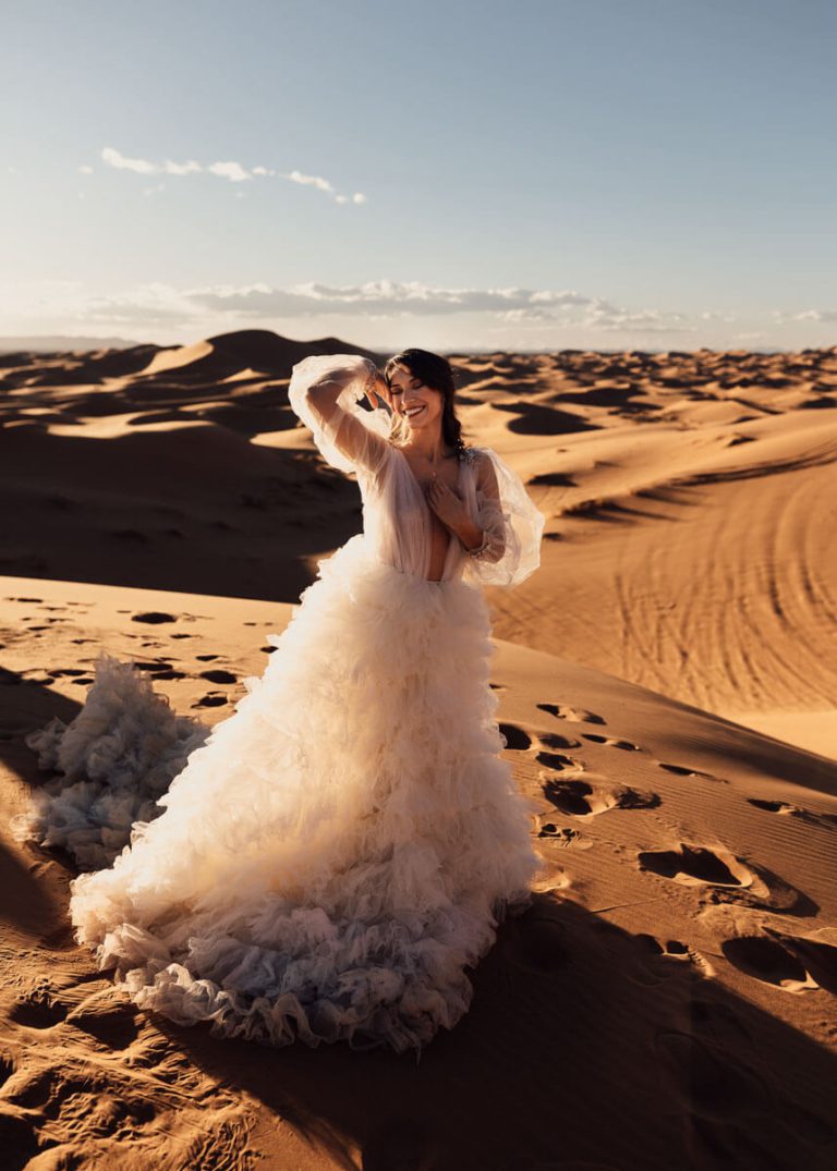 Brautshooting in der Wüste im Hochzeitsfotografie Bootcamp Marokko